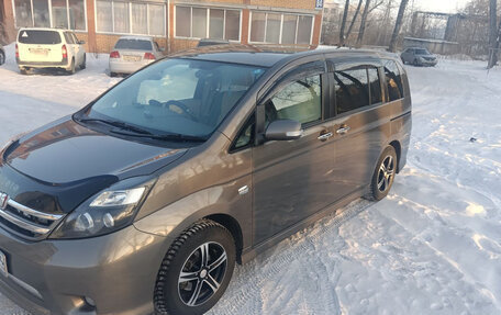 Toyota ISis I, 2010 год, 1 060 000 рублей, 9 фотография