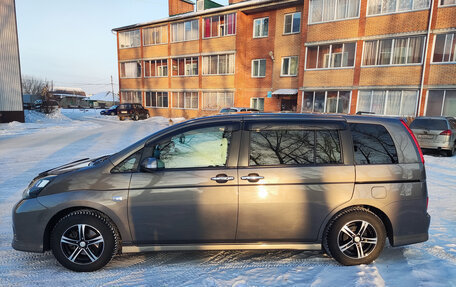 Toyota ISis I, 2010 год, 1 060 000 рублей, 5 фотография