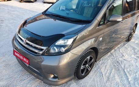 Toyota ISis I, 2010 год, 1 060 000 рублей, 6 фотография