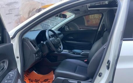 Honda Vezel, 2020 год, 1 380 000 рублей, 6 фотография