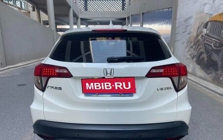 Honda Vezel, 2020 год, 1 380 000 рублей, 4 фотография