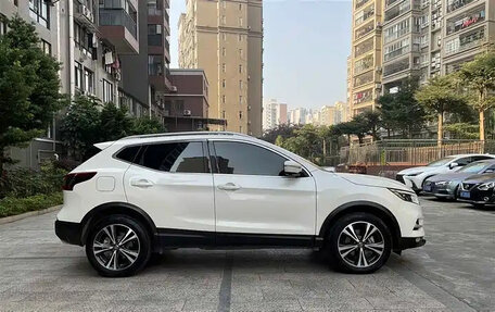 Nissan Qashqai, 2022 год, 1 977 010 рублей, 4 фотография