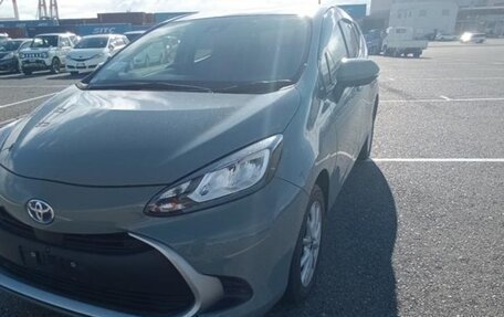 Toyota Aqua, 2021 год, 1 195 000 рублей, 2 фотография