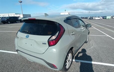 Toyota Aqua, 2021 год, 1 195 000 рублей, 3 фотография