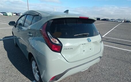 Toyota Aqua, 2021 год, 1 195 000 рублей, 4 фотография