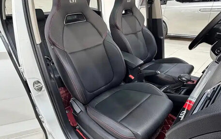 Skoda Kamiq I, 2022 год, 1 269 000 рублей, 13 фотография