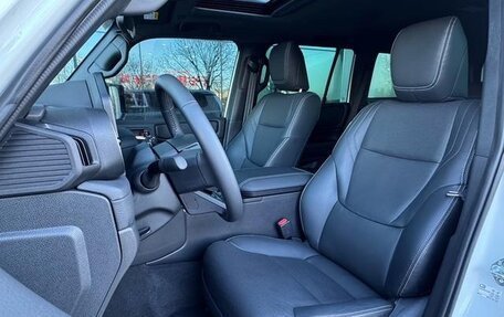 Toyota Land Cruiser Prado, 2024 год, 10 600 000 рублей, 7 фотография