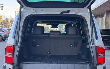 Toyota Land Cruiser Prado, 2024 год, 10 600 000 рублей, 14 фотография