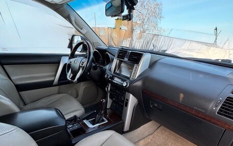 Toyota Land Cruiser Prado 150 рестайлинг 2, 2010 год, 3 200 000 рублей, 1 фотография