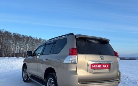 Toyota Land Cruiser Prado 150 рестайлинг 2, 2010 год, 3 200 000 рублей, 7 фотография