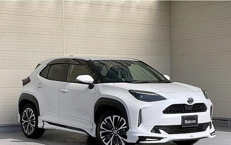 Toyota Yaris Cross, 2022 год, 1 535 007 рублей, 5 фотография