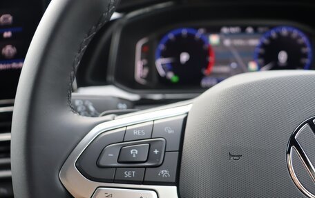 Volkswagen T-Roc I, 2023 год, 1 890 000 рублей, 11 фотография