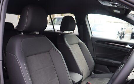 Volkswagen T-Roc I, 2023 год, 1 890 000 рублей, 25 фотография