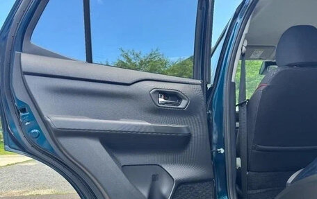 Daihatsu Rocky, 2022 год, 1 250 007 рублей, 33 фотография