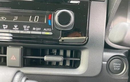 Toyota Sienta, 2022 год, 1 310 007 рублей, 18 фотография