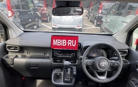 Toyota Sienta, 2022 год, 1 310 007 рублей, 15 фотография