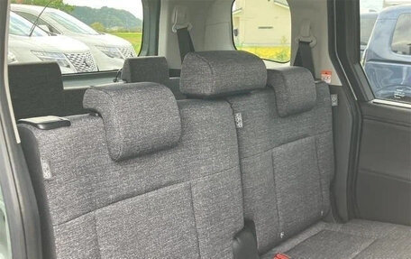 Toyota Sienta, 2022 год, 1 310 007 рублей, 28 фотография