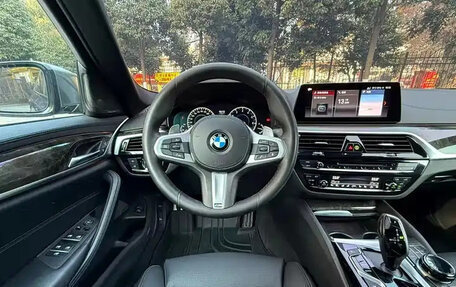 BMW 5 серия, 2019 год, 7 900 000 рублей, 13 фотография