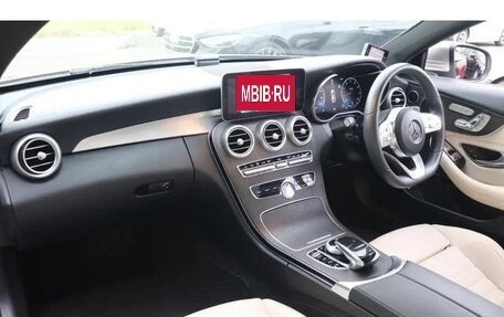 Mercedes-Benz C-Класс, 2018 год, 1 930 007 рублей, 13 фотография