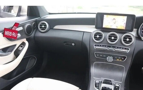 Mercedes-Benz C-Класс, 2018 год, 1 930 007 рублей, 14 фотография