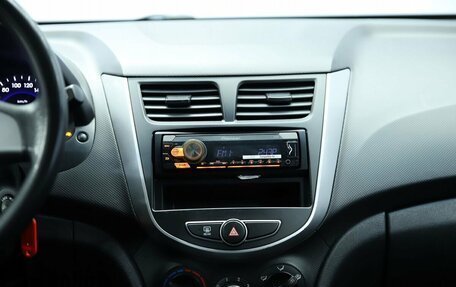 Hyundai Solaris II рестайлинг, 2016 год, 760 000 рублей, 14 фотография