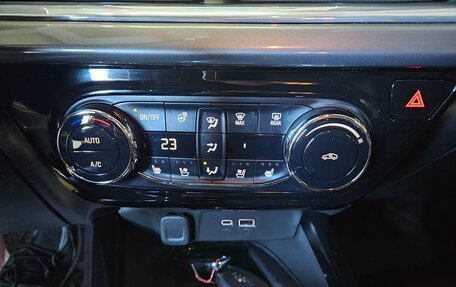 Chevrolet Trax, 2023 год, 2 050 009 рублей, 13 фотография