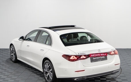 Mercedes-Benz E-Класс, 2025 год, 8 450 000 рублей, 32 фотография