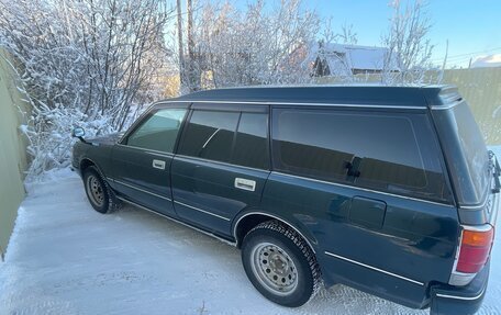 Toyota Crown, 1987 год, 400 000 рублей, 4 фотография