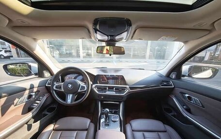 BMW 3 серия, 2021 год, 2 690 000 рублей, 9 фотография