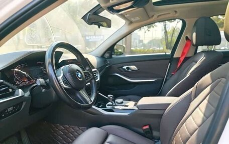 BMW 3 серия, 2021 год, 2 690 000 рублей, 7 фотография