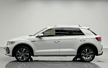 Volkswagen T-Roc, 2025 год, 1 899 000 рублей, 3 фотография