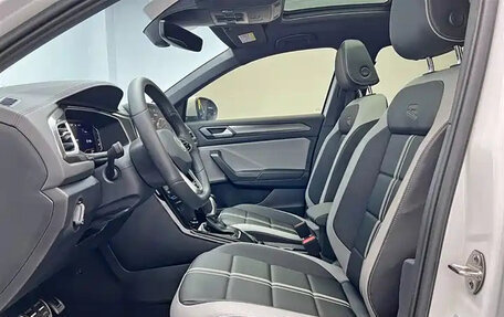 Volkswagen T-Roc, 2025 год, 1 899 000 рублей, 15 фотография