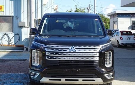 Mitsubishi Delica D:5 I, 2022 год, 2 950 009 рублей, 2 фотография