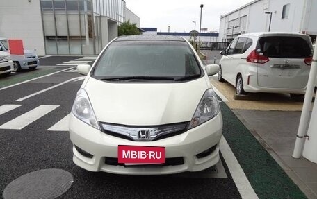 Honda Fit Shuttle I рестайлинг, 2013 год, 698 000 рублей, 2 фотография