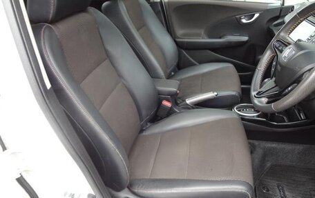 Honda Fit Shuttle I рестайлинг, 2013 год, 698 000 рублей, 12 фотография