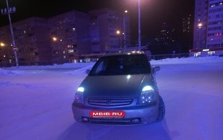 Honda Stream I рестайлинг, 2001 год, 500 000 рублей, 2 фотография