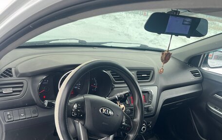 KIA Rio III рестайлинг, 2014 год, 860 000 рублей, 7 фотография