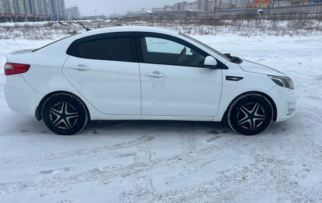 KIA Rio III рестайлинг, 2014 год, 860 000 рублей, 3 фотография