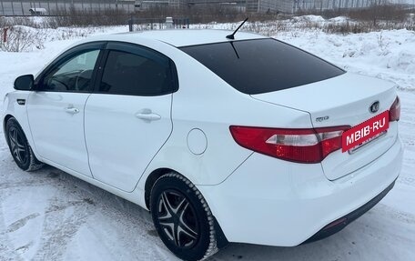 KIA Rio III рестайлинг, 2014 год, 860 000 рублей, 6 фотография