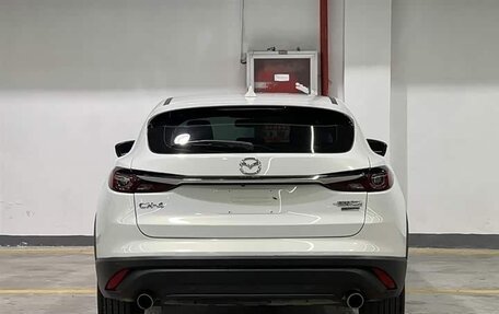 Mazda CX-4, 2022 год, 1 770 007 рублей, 5 фотография