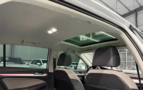 Volkswagen Golf VIII, 2024 год, 1 899 000 рублей, 18 фотография