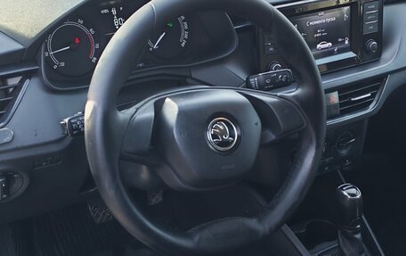 Skoda Rapid II, 2021 год, 1 200 000 рублей, 4 фотография