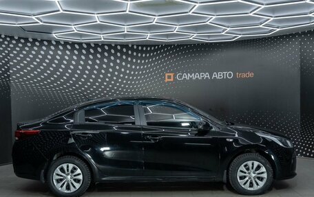 KIA Rio IV, 2017 год, 925 000 рублей, 4 фотография