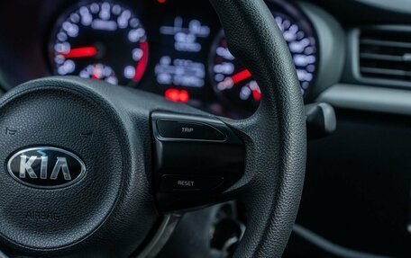 KIA Rio IV, 2017 год, 925 000 рублей, 12 фотография