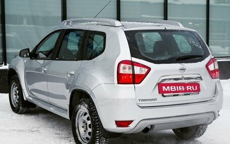 Nissan Terrano III, 2017 год, 1 359 000 рублей, 3 фотография