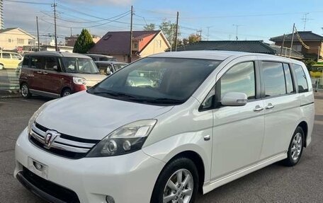 Toyota ISis I, 2017 год, 1 100 000 рублей, 1 фотография