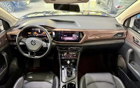 Volkswagen Tharu, 2023 год, 1 800 000 рублей, 9 фотография