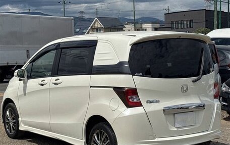 Honda Freed I, 2016 год, 882 000 рублей, 7 фотография