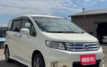 Honda Freed I, 2016 год, 882 000 рублей, 4 фотография