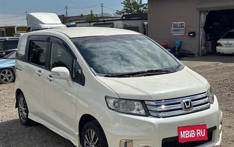 Honda Freed I, 2016 год, 882 000 рублей, 3 фотография